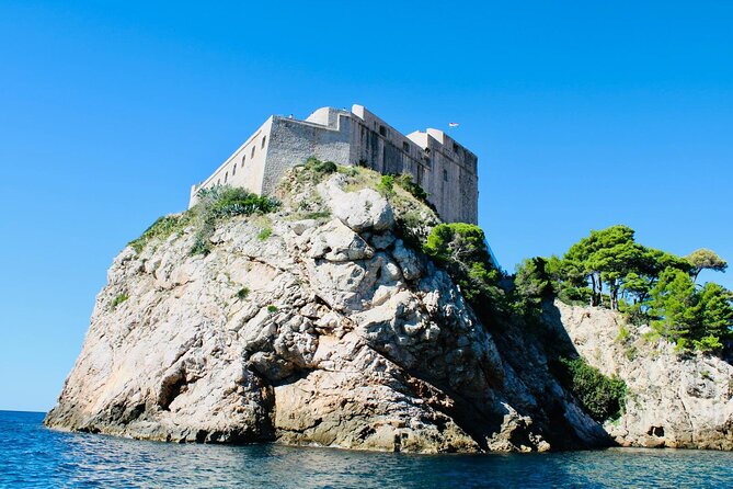 50-minute Panoramic Cruise of Dubrovnik with English Audio Guide - Boarding at Lokanda Peskarija in the Old City port
