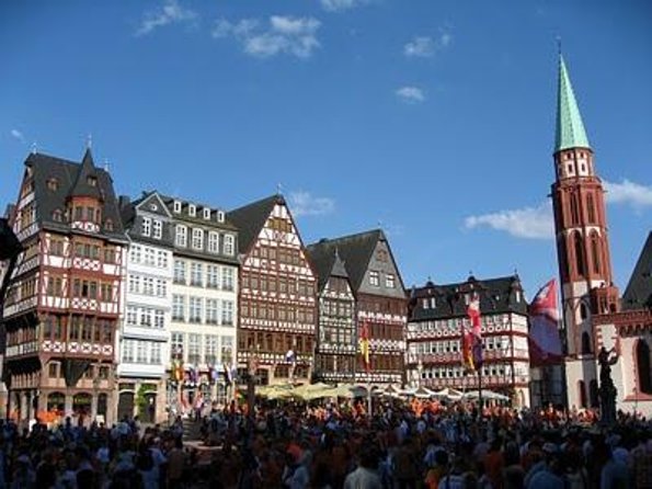 A Frankfurt Meander: A Self-Guided Audio Tour in Germany's Cradle of Democracy - Starting at the Old Opera House