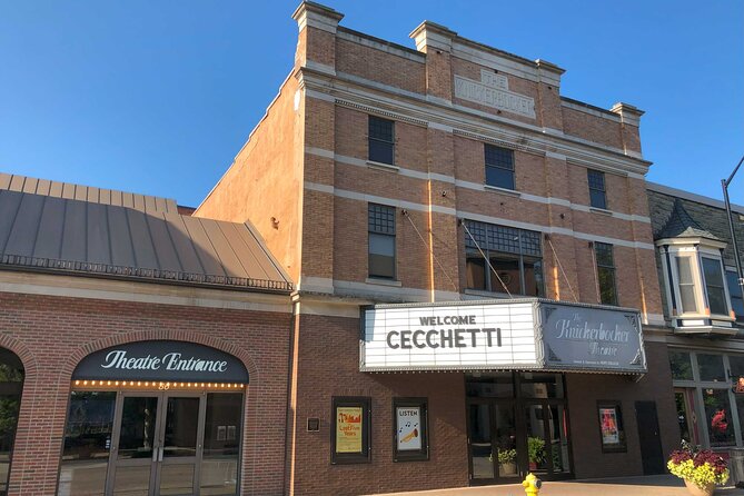 A Self-Guided Walking Audio Tour of Holland, Michigan - Key points at a glance