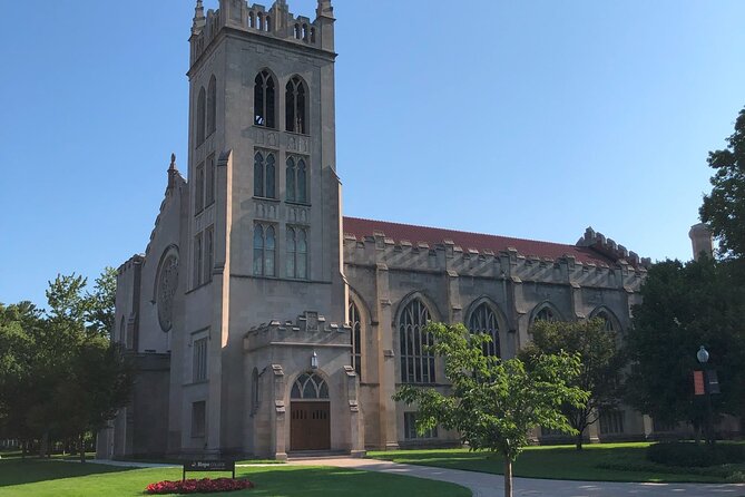 A Self-Guided Walking Audio Tour of Holland, Michigan - Park Theatre and Holland’s downtown atmosphere