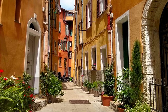 A Writer's Guide to Nice: An Audio Tour of the Old Town - Saint-Jacques-le-Majeur and Palais Lascaris