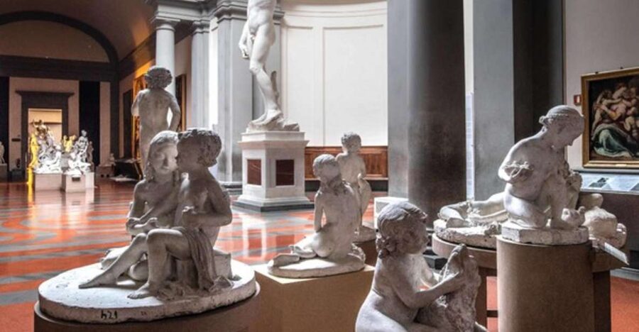 Accademia and Uffizi Skip-the-Line Tickets with Audioguide - The optional Tuscan lunch at 12:30