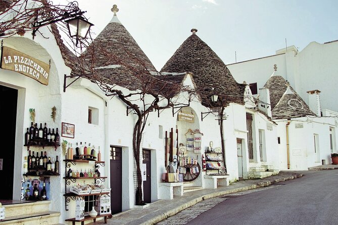Alberobello Walking Tour with Audio and Written Guide by a Local - Rione Monti and its thousand trulli