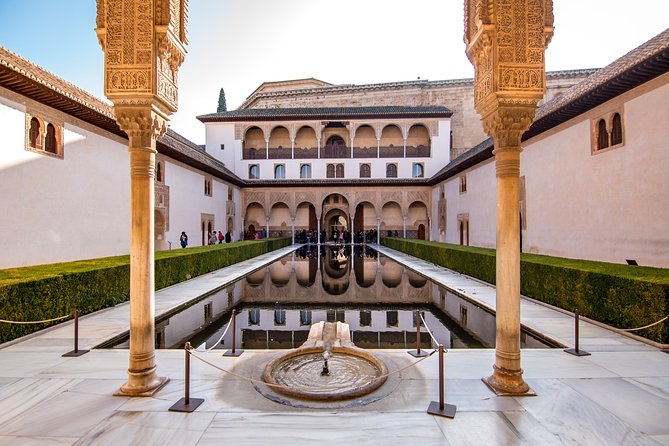 Alhambra and Nasrid Palaces Ticket with Audioguide - The Nasrid Palaces: the timed centerpiece