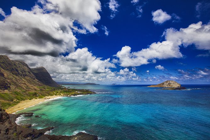 Amazing Oahu Adventure Bundle: 6 Self-Guided Audio Tours - Day two: East Oahu beaches and mountain views
