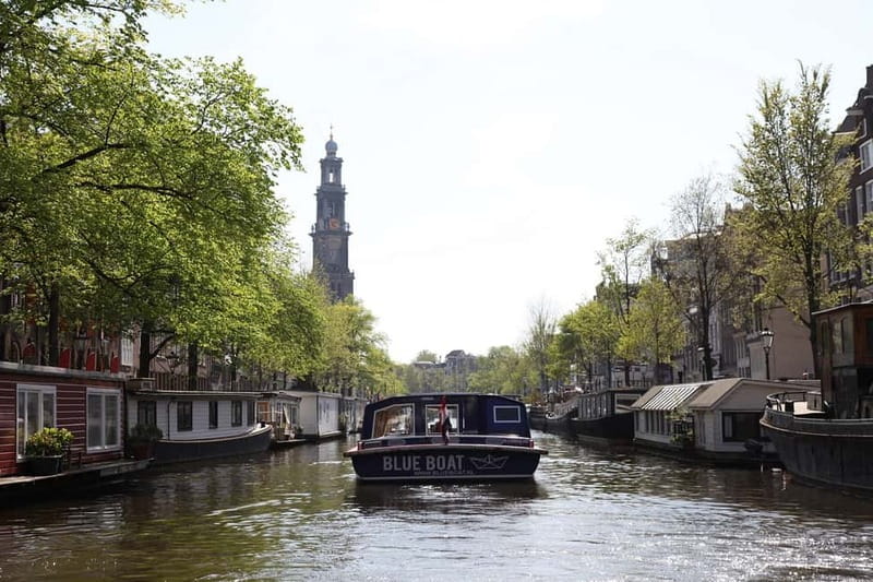 Amsterdam: 75 Minute City Canal Cruise with Audio Guide - Why Amsterdam is best seen from a canal