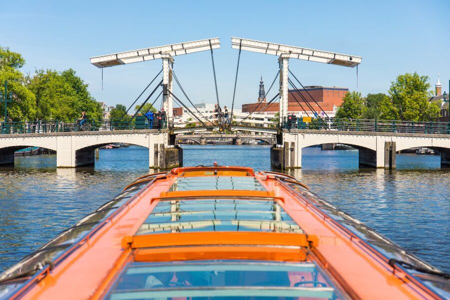 Amsterdam: City Centre Canal Cruise including Audioguide - Why a canal cruise belongs in your Amsterdam plan