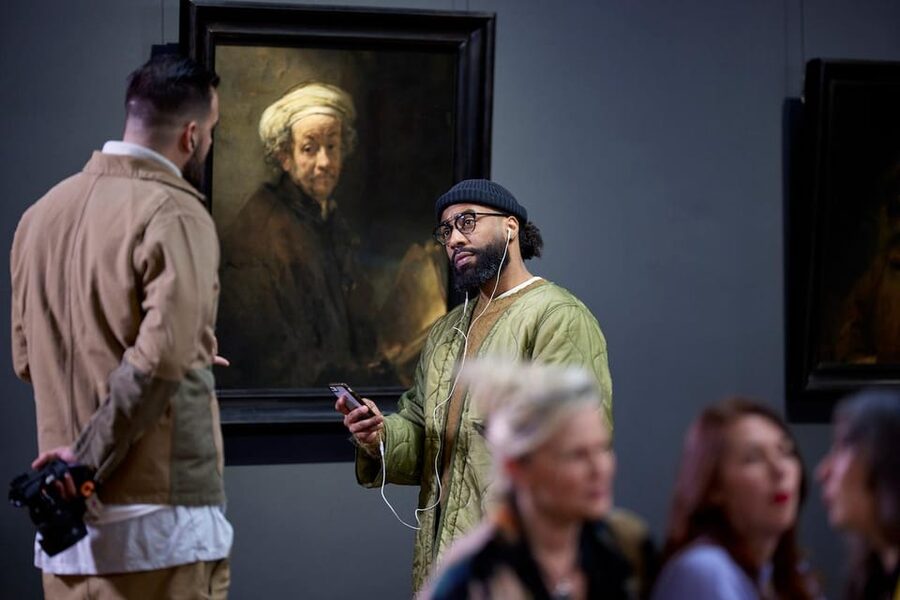 Amsterdam: Official Audio Guide for Rijksmuseum Visit - Start with a route that matches your interests