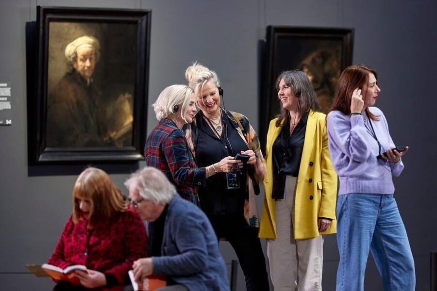 Amsterdam: Official Audio Guide for Rijksmuseum Visit - Use the floor plan before the museum gets confusing