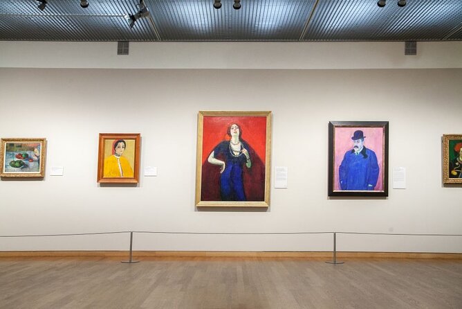 Amsterdam Van Gogh Museum with Audio or Guided Tour - Arriving at Museumplein 6