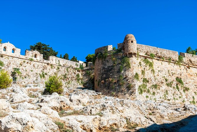 An audio tour of Rethymno: From Ancient Greece to modern times - Venetian Harbour: a scenic route section with historical context
