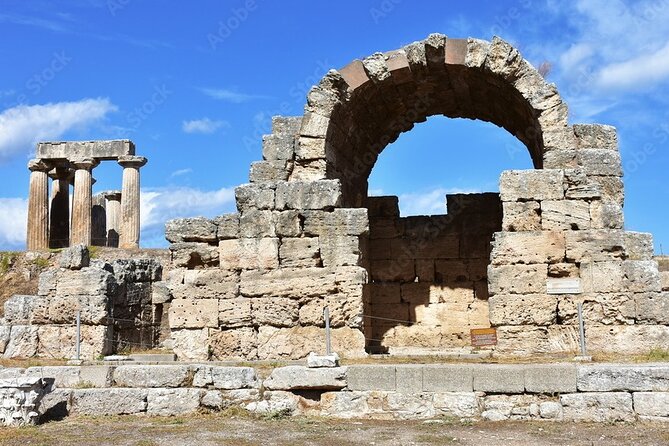 Ancient Corinth: Self-Guided Audiovisual Tour with 3D Models - Where the tour needs patience