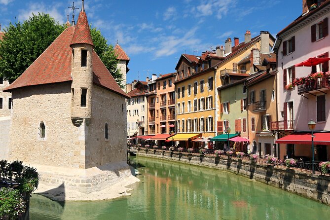 Annecy Scavenger Hunt and Highlights Self Guided Audio Tour - What the audio and riddles add