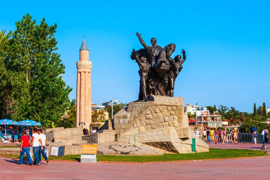Antalya: Self-Guided Audio City Tour on Your Phone - The old town marina and the final stretch