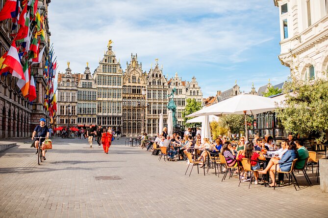 Antwerp: City Walk with Audio Guide in 7 Languages on your Phone - Brabo Fountain, chocolate, and trade stories