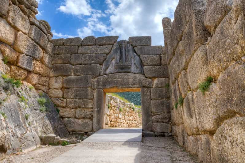 Archaeological Site of Mycenae: E-Ticket with Audio Guide - Starting at the entrance and the Lions’ Gate