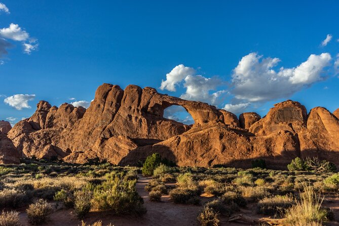 Arches and Canyonlands NP Self-Guided Driving Audio Bundle Tour - Canyonlands shifts from arches to huge open views