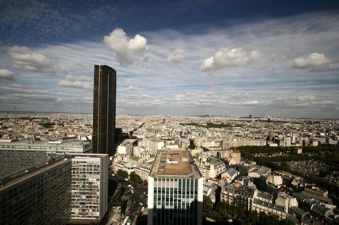 Artists in Montparnasse, smartphone audioguided tour - Starting at 36 Rue du Départ