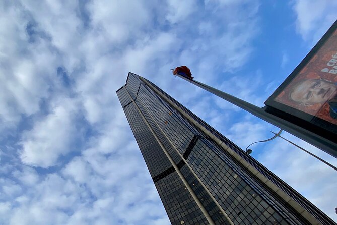 Artists in Montparnasse, smartphone audioguided tour - How the smartphone format changes the experience