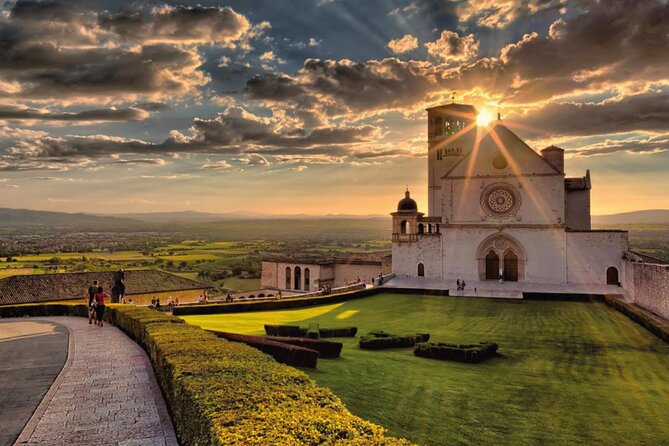Assisi Walking Tour with Audio and Written Guide by a Local - Starting at Santa Chiara on Assisi’s eastern hill