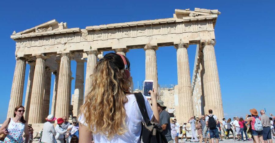 Athens: Acropolis & 2 Museums E-Tickets with 3 Audio Tours - Who should book this experience?