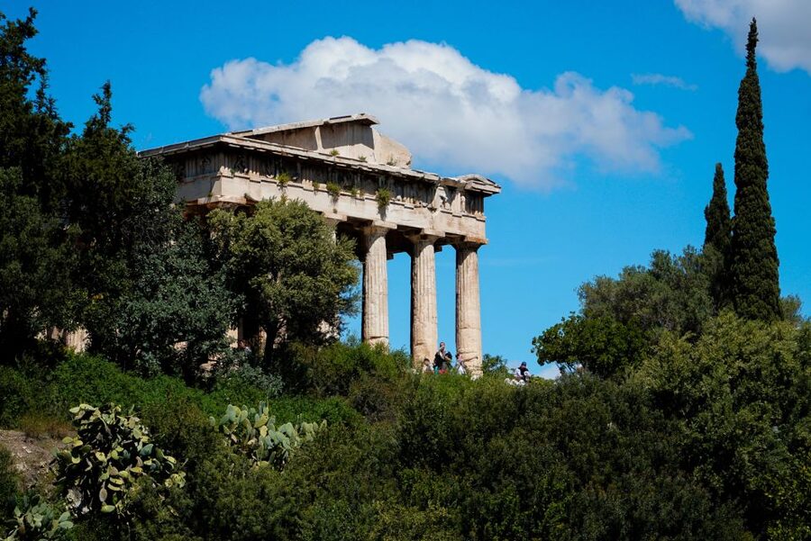 Athens: Acropolis Museum Ticket with Audio Guide - The lower galleries and the story beneath the building