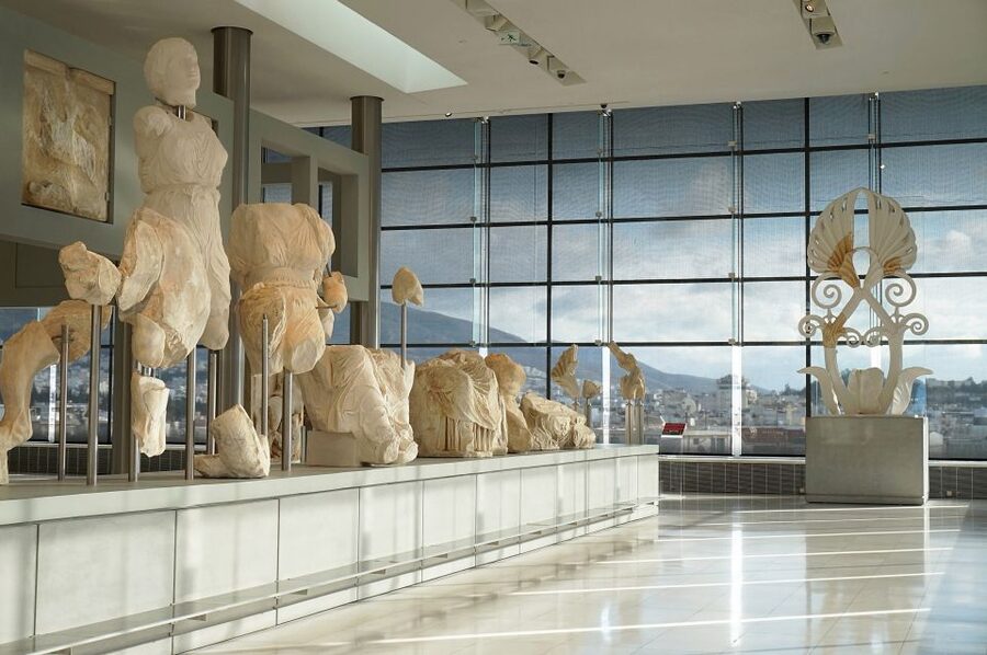 Athens: Acropolis Museum Ticket with optional Audio Guide - Entering with the mobile ticket