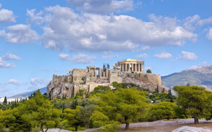 Athens: Plaka to Acropolis Smartphone Audio Tour - Walking through Plaka’s narrow streets