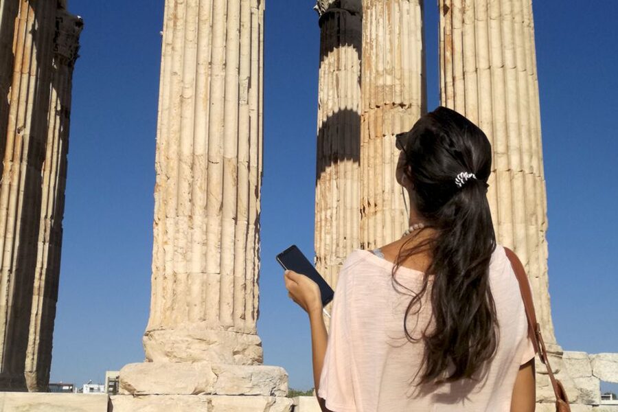 Athens: Temple of Olympian Zeus Ticket and Audio Tour - Seeing the temple as a ruined giant