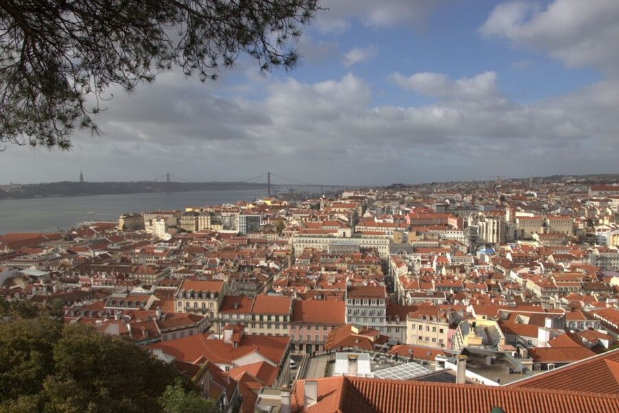 Audio Guide City Walk Lisbon for Cruise Guests - Why this audio walk works well for a cruise day