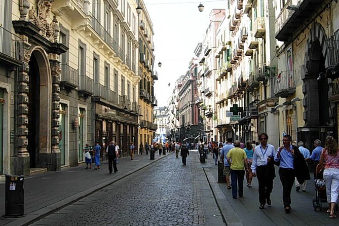 Audio guide of Naples in the Smartphone App - Naples Cathedral and its churches