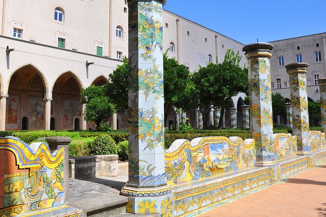 Audio guide of Naples in the Smartphone App - Capodimonte Museum and Piazza Plebiscito