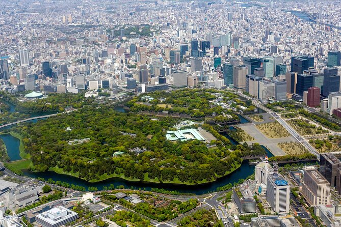 Audio Guide Tour in The East Gardens of the Imperial Palace - What the $7.11 price really buys