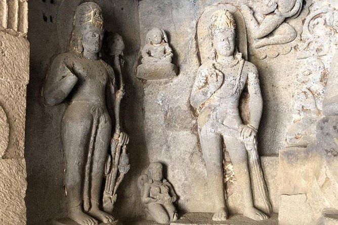 Audio Guided Tour Of Ellora Buddhist Caves, Aurangabad on HopOn India App - What the audio format gets right