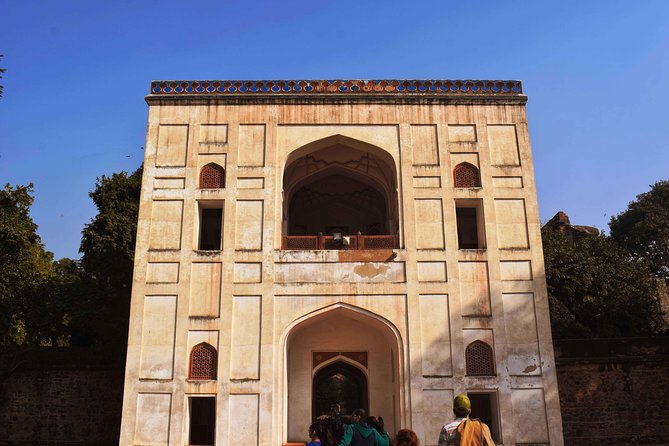 Audio Guided Walk of Humayun's Tomb & Nizammudin Basti, Delhi on HopOn India App - From the monument to Nizamuddin Basti