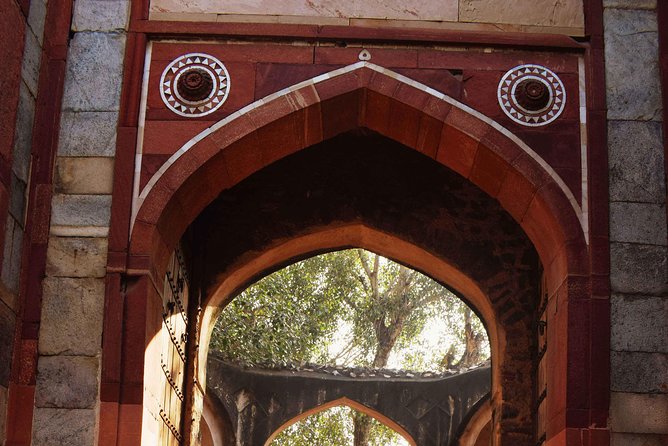 Audio Guided Walk of Humayun's Tomb & Nizammudin Basti, Delhi on HopOn India App - What the $5.34 price really buys you