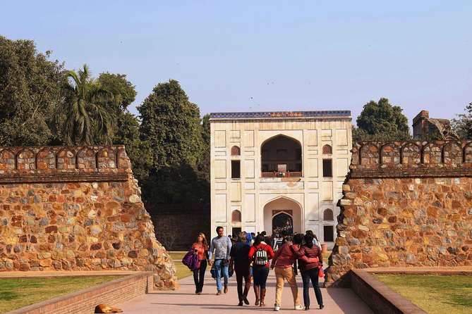 Audio Guided Walk of Humayun's Tomb & Nizammudin Basti, Delhi on HopOn India App - Who should choose this walk