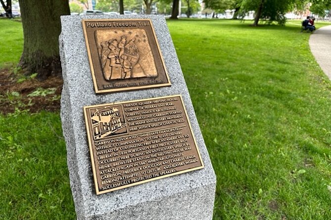 Audio Guided Walking Tour from Old Port of Portland, Maine - Post Office Park has a small mystery built in