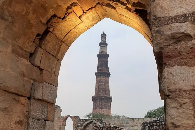 Audio Guided Walking Tour of Qutub Minar & Mehrauli, Delhi - Starting at the Qutub Minar entrance