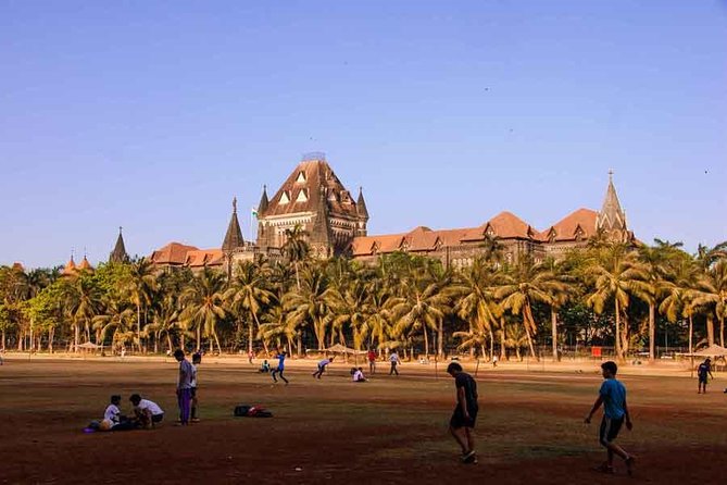Audio Guided Walking Tour on HopOn India App – From Gateway to Fountain, Mumbai - Rajabai Clock Tower and the heart of old Bombay