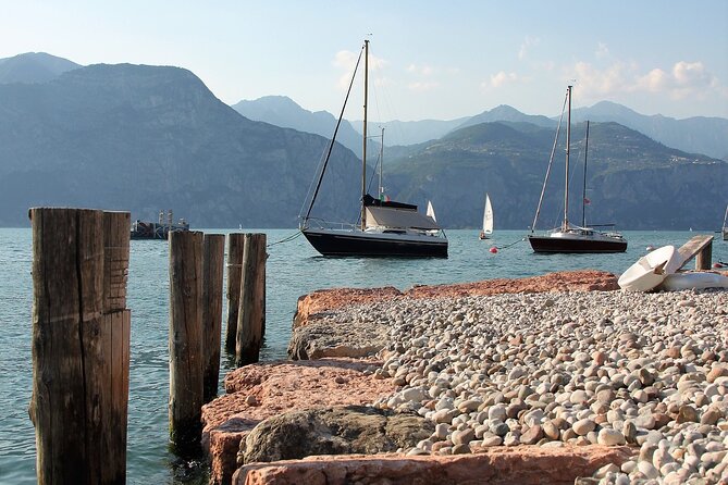Audio guides to discover Lake Garda and the city of Brescia - Salò and the southern western shore slow the pace