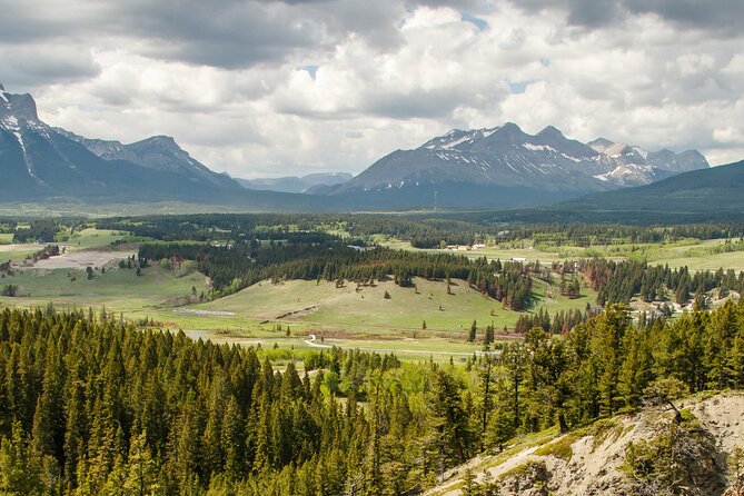 Audio Tour for Self-Guided Drives in Waterton National Park - Frank Slide and the story of Turtle Mountain