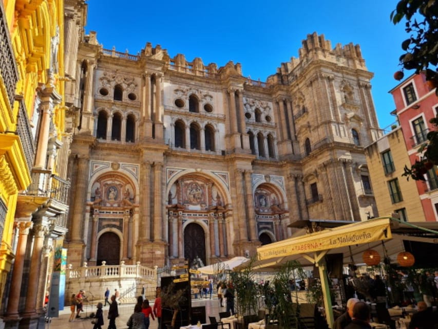 Audioguide City Walk Malaga for cruises (German & English) - Who will get the most from this Málaga walk?