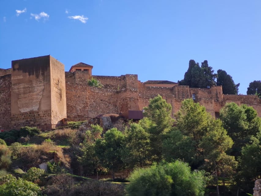 Audioguide City Walk Malaga for cruises (German & English) - Moving through the old city center