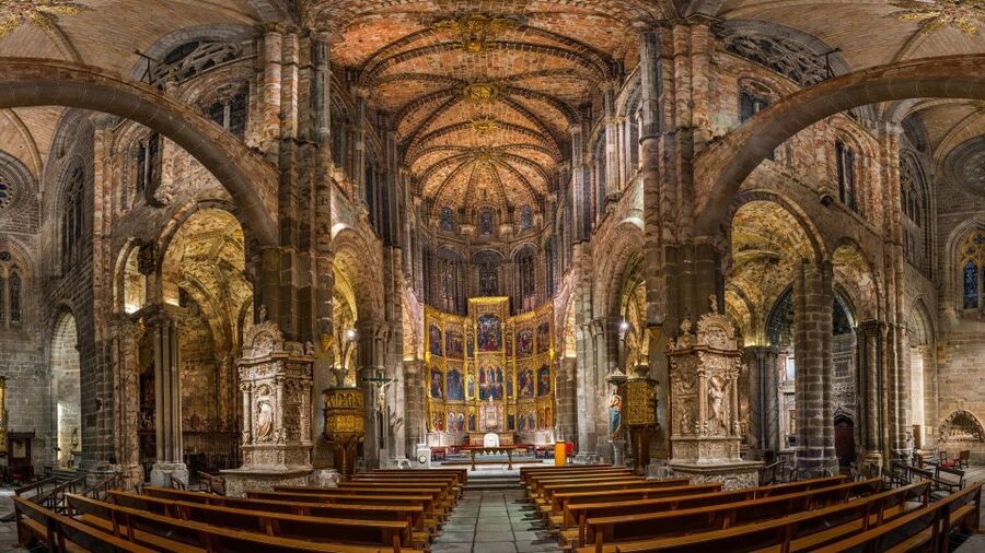 Avila: Cathedral Entry Ticket with Audio Guide - Key things to know before visiting