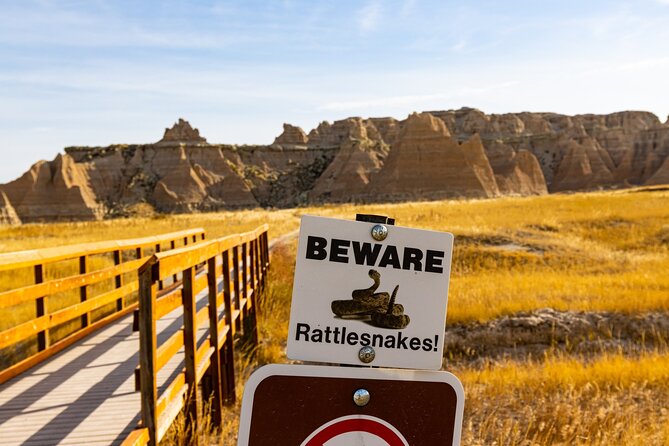 Badlands National Park Self-Guided Audio Tour - Overlooks with history behind the scenery