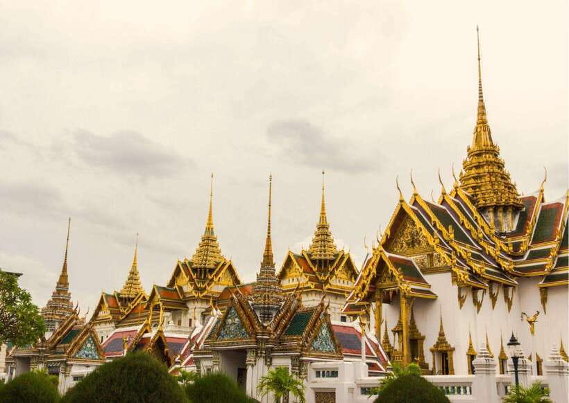 Bangkok: Grand Palace & Emerald Buddha Entry with Audioguide - Queen Sirikit Museum of Textile