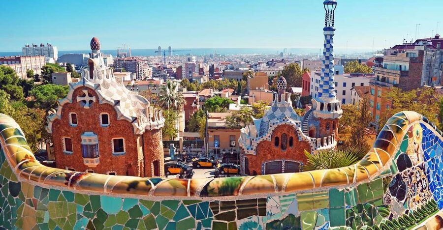 Barcelona Audioguide - TravelMate app for your smartphone - A flexible way to hear Barcelona