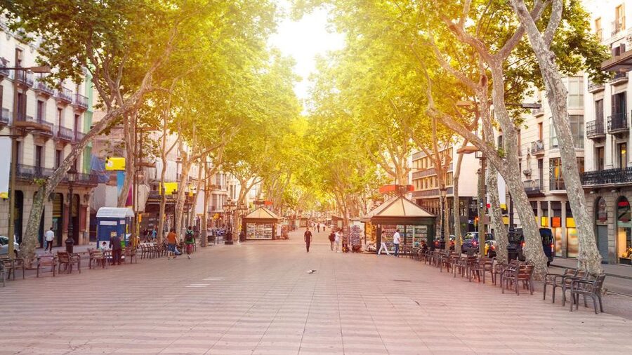 Barcelona Audioguide - TravelMate app for your smartphone - Languages, text, and sound quality