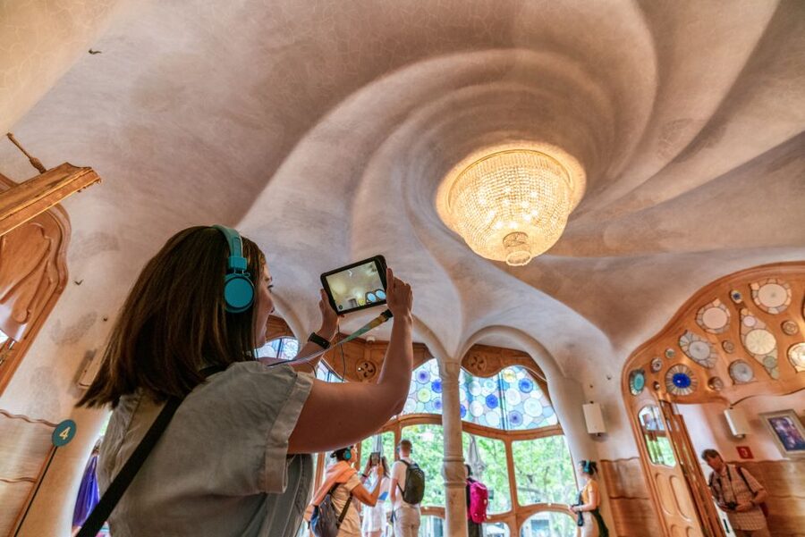 Barcelona: Casa Batlló Entry with Self-Audioguide Tour - Key things to know before you go